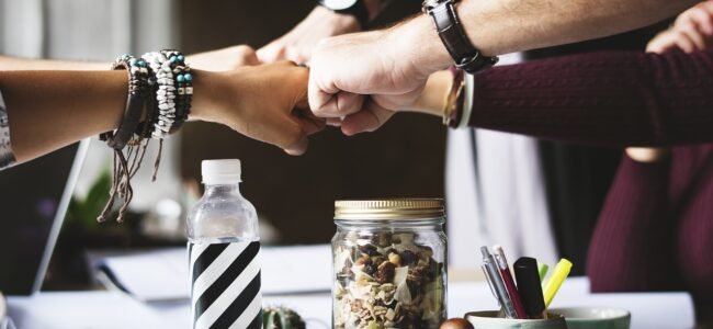 📰 L’Information Digitale à la Française : Un Écosystème Éditorial à la Croisée de l’Innovation et de la Tradition